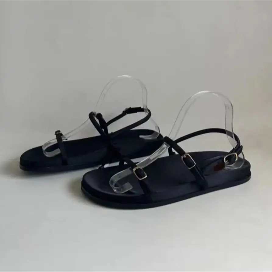 ZA sandali piatti neri da donna 2024 estate nuovi sandali da spiaggia pantofole Casual da esterno femminili eleganti sandali con cinturino con fibbia