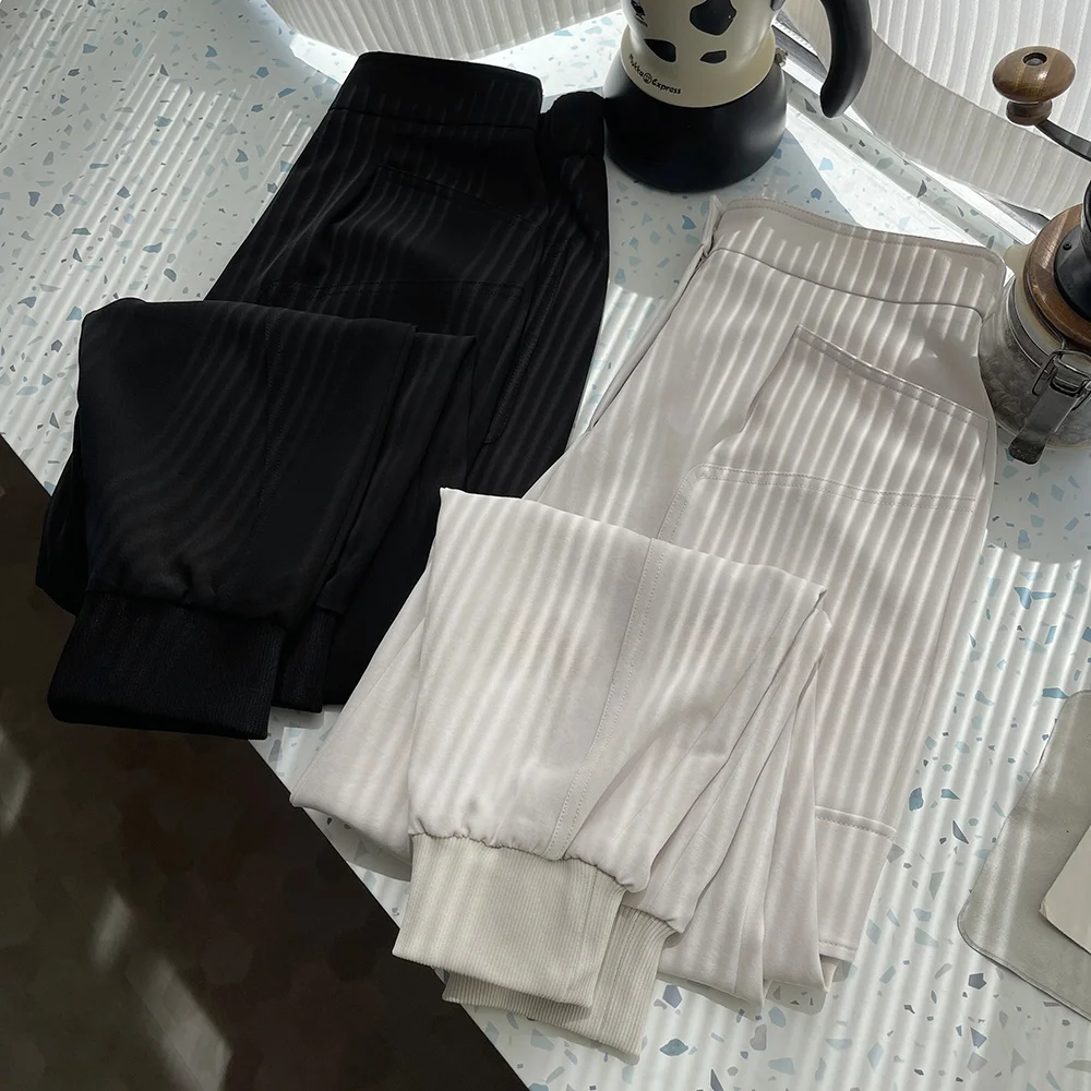 กางเกงลำลองทรงสลิมฟิตเอวยางยืดกางเกงขายาวอเนกประสงค์หลวมสบายสไตล์เกาหลีแฟชั่นฤดูร้อน 2024