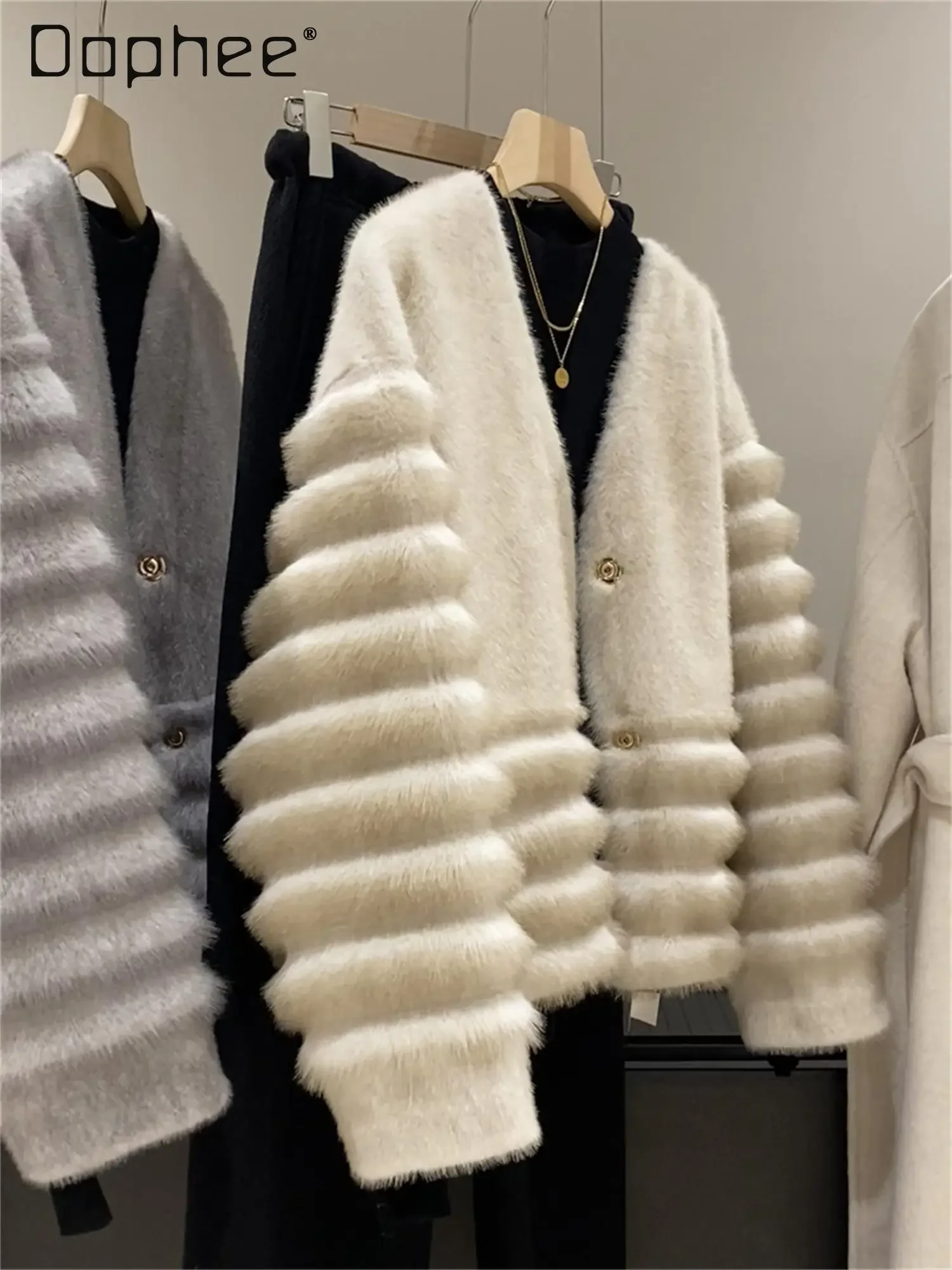 Light Luxury High-end Environmentally Friendly Fur Gold Mink Short Jacket High End V-neck Single-breasted Fake Fur Coat Winter