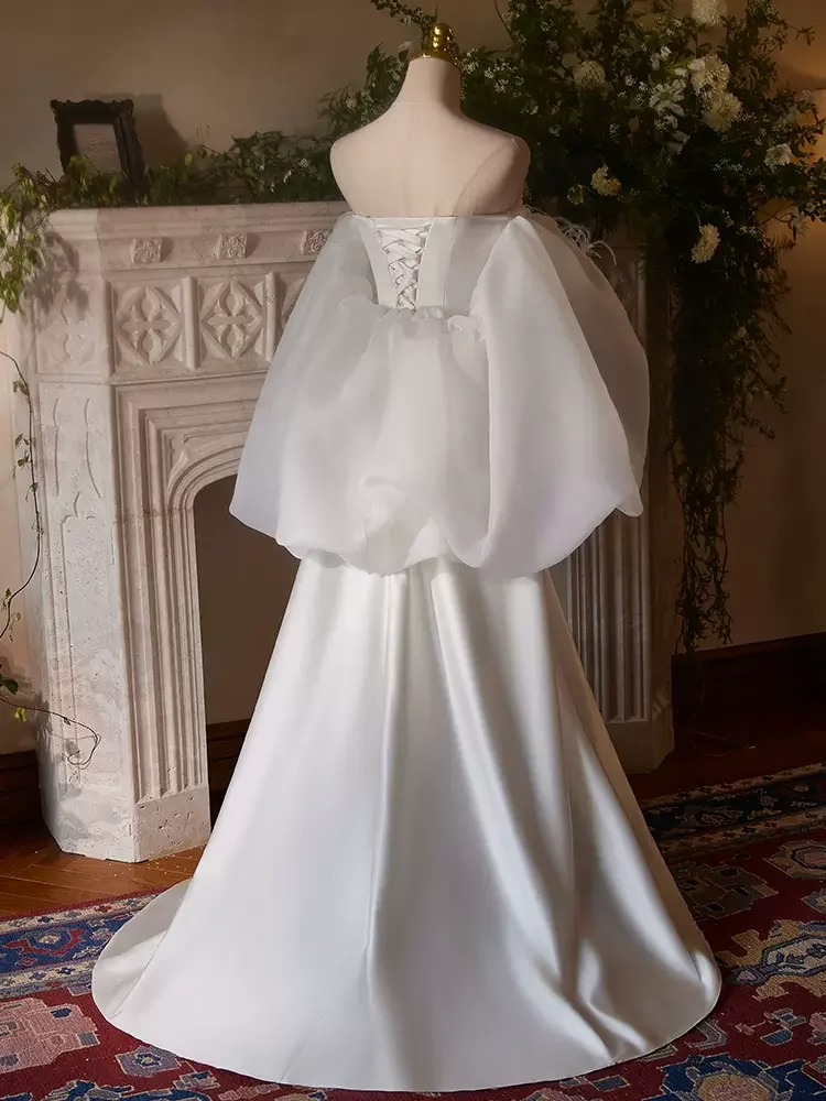 Stylish Wedding Dresses Sweetheart High Waist Pleats Satin Bridal Gowns with Big Sleeves