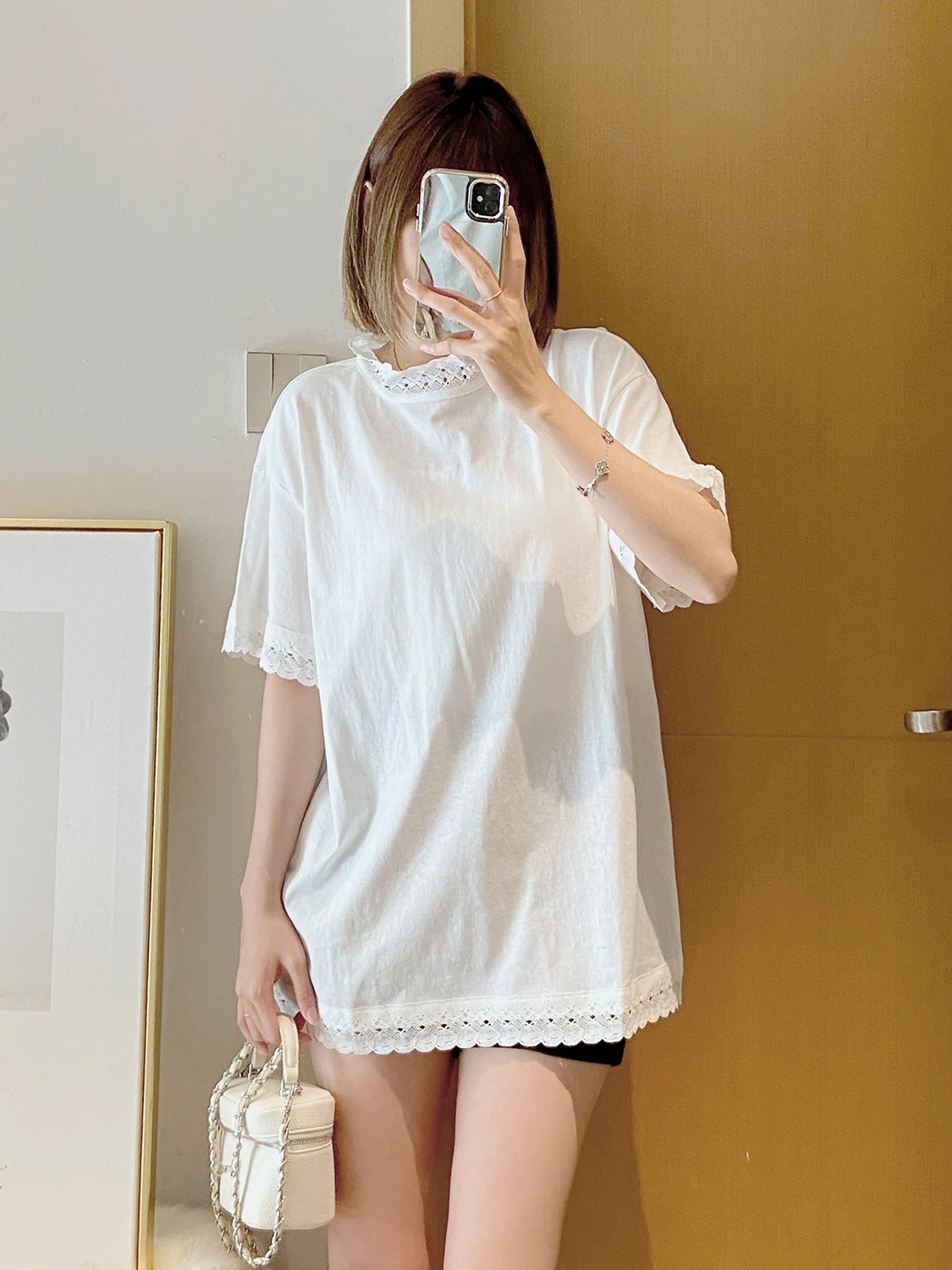 

Loose Fit round Ne ort Sve T-irt Women's Pure Color Casual Sle Versatile White Top for Summer 2025 New Arrival