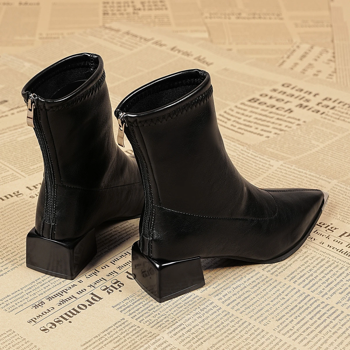 Brand Pu Black Ankle Boots 2026 Autumn French Retro Pointed Toe High Heel Chelsea Boots Metal Decoration Designer Short Booties