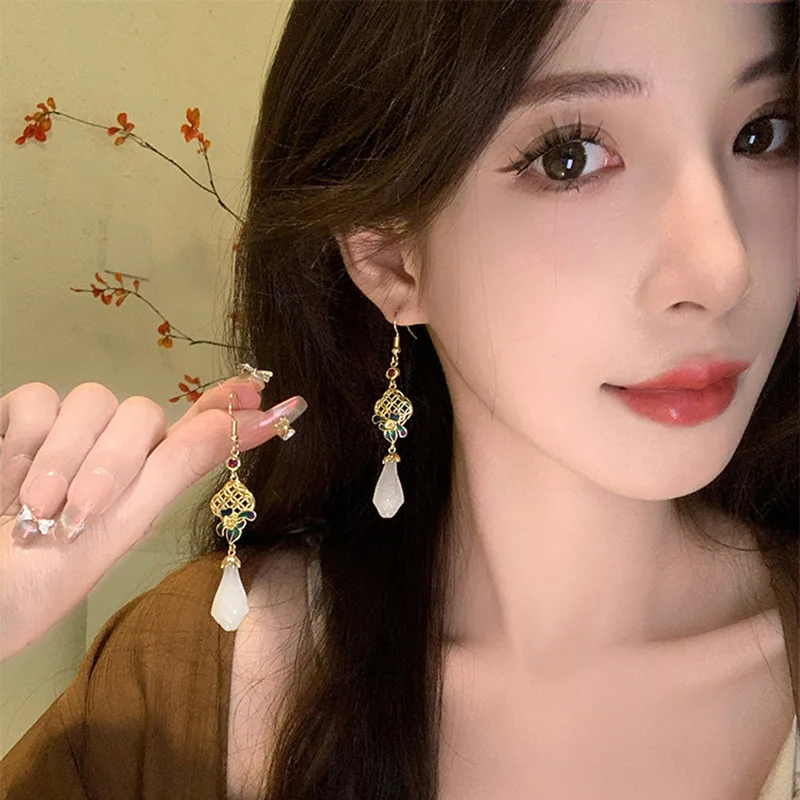 Chinese style new Chinese style hanfu horse face skirt earrings