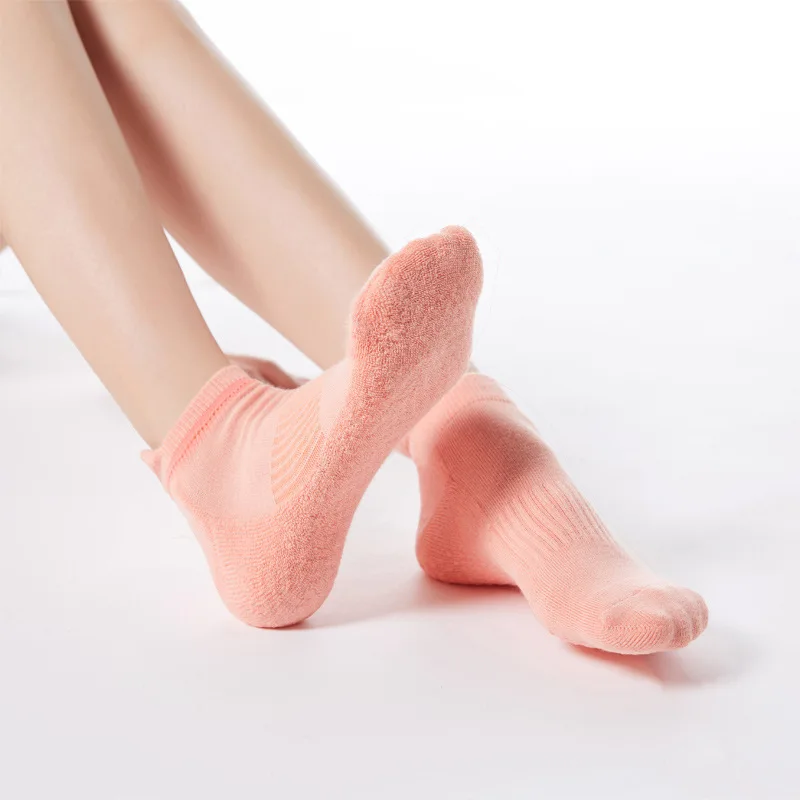 Professiona Yoga Socks for Women Non Slip Pilates Socks Grip Socks for Sports Barefoot Barre Ballet image 3