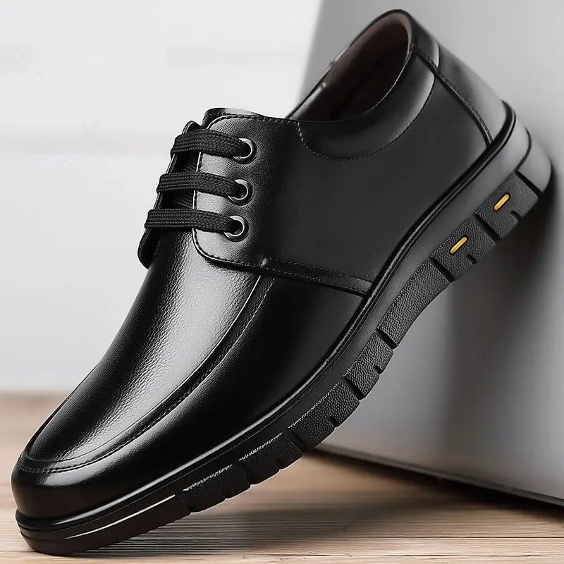 

Men's Slip on Soft Leather Loafers Business Casual Kitchen Work Shoes Non-Slip Soft Sole Comfortable Driving Moccasins