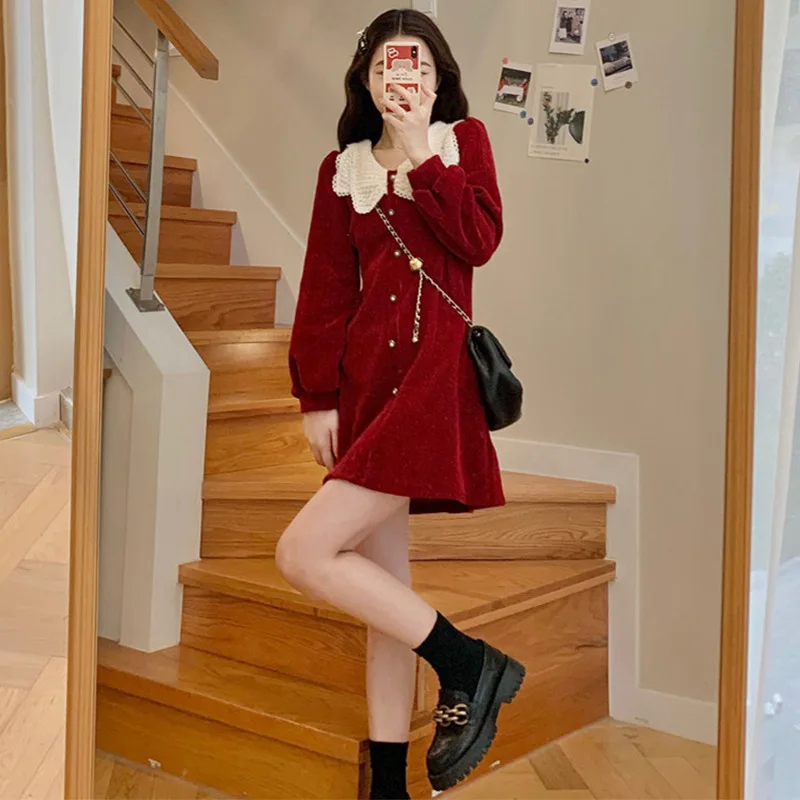 Fall and Winter Long-sleeved Dress Women Fashion Sweet Cute Doll Collar Bubble Sleeve Velvet Mini Dress Christmas Party Dresses