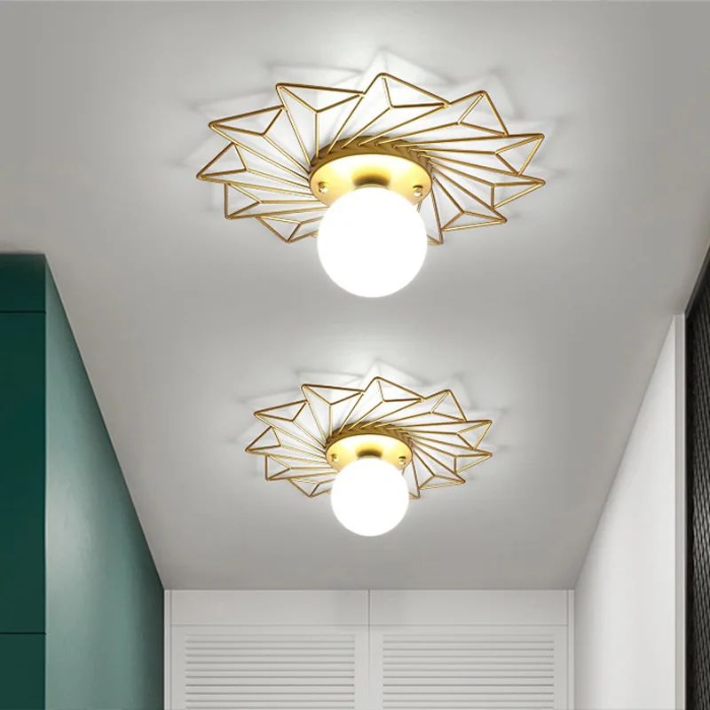 Luxo ouro luzes de teto nordic sol flor lótus folha forma superfície montado g9 corredor varanda lâmpada parede decorativa