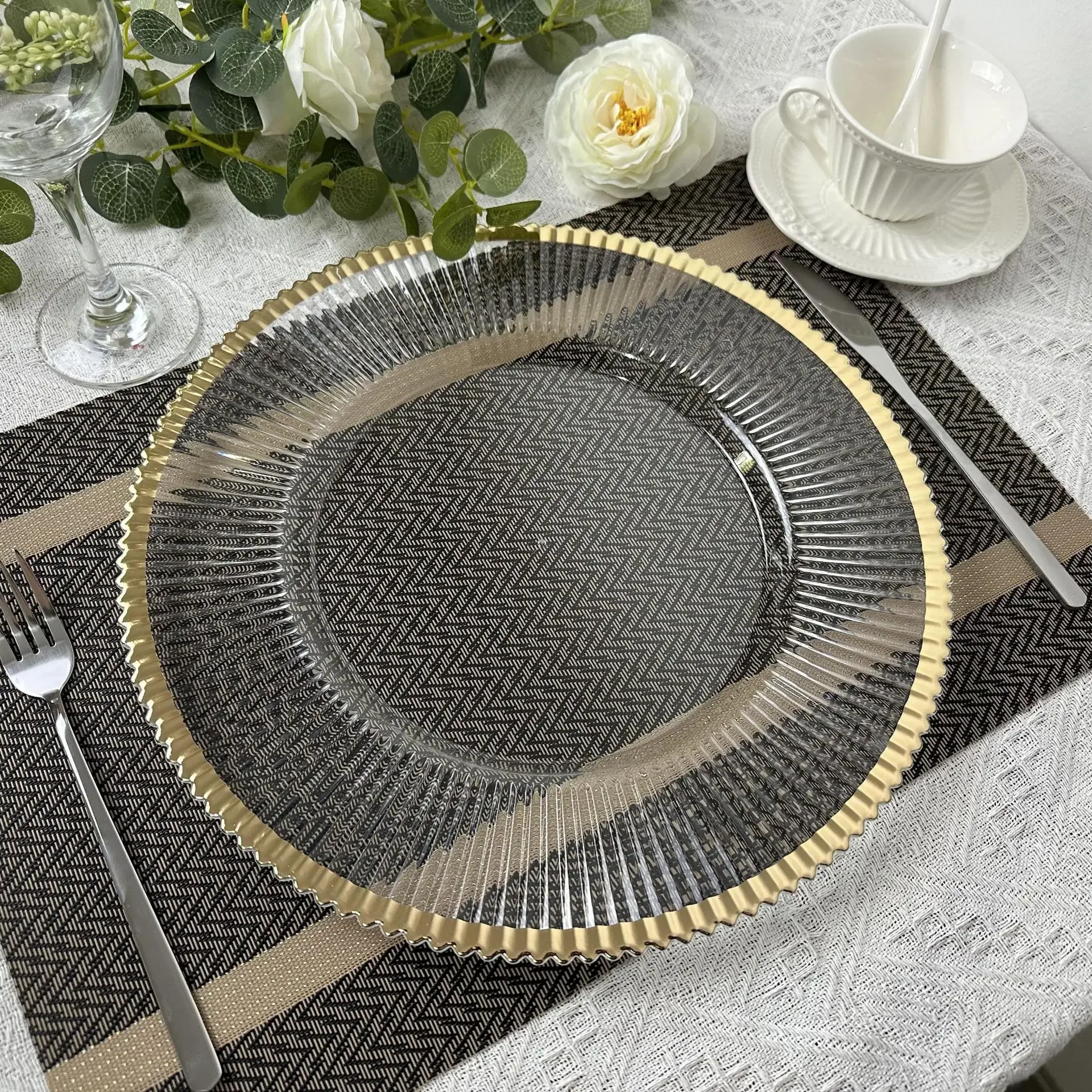 Clear Plastic Charger Trays with Gold Rimmed Stripe, Acrylic Decorative Serving Trays, 250