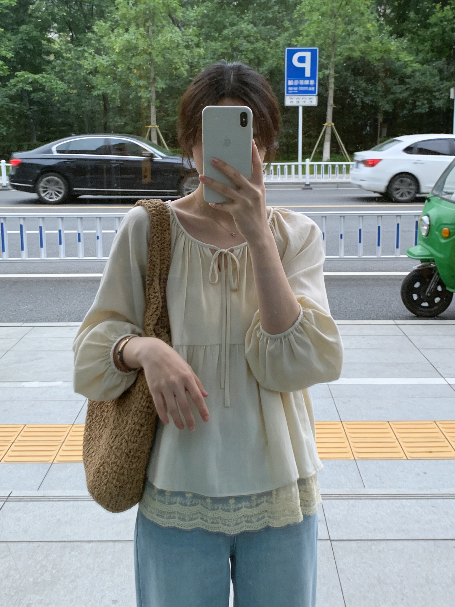 

Нежная блузка-рубашка с кружевной завязкой Gentle Breeze, женская, весна 2026, новая, свободного кроя, стройнящая, имитация двойки, в корейском стиле, с длинным рукавом