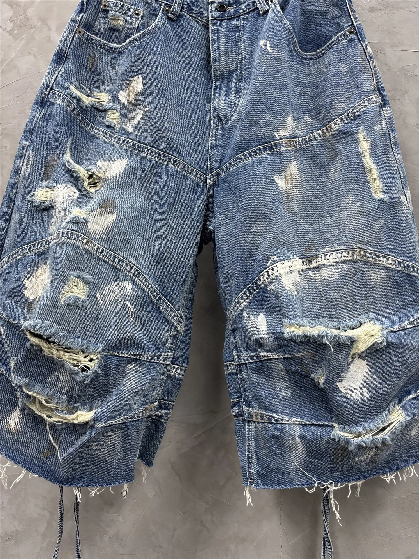 Design Sense Summer Pu Shuai Washed Splash Ink Ripped Cropped Pants Personality Trendy Denim Shorts Loose Bermuda