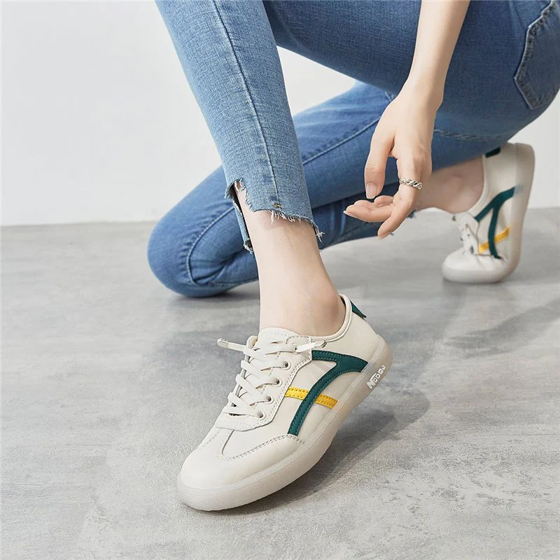 New Women Breathable Casual Lightweight Sneakers Lace-up Vulcanized Shoes Ladies Soft Sole Wear-Resistant Sneakers Female Shoes