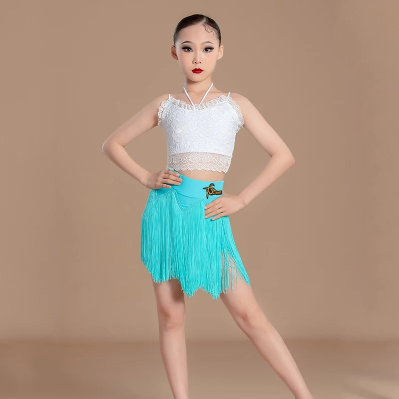 2024 Latin Dance Kostüme für Mädchen weiße Sling Tops blaue Quasten Röcke Anzug Chacha Rumba Tango Latin Dance Stage Wear dn18146