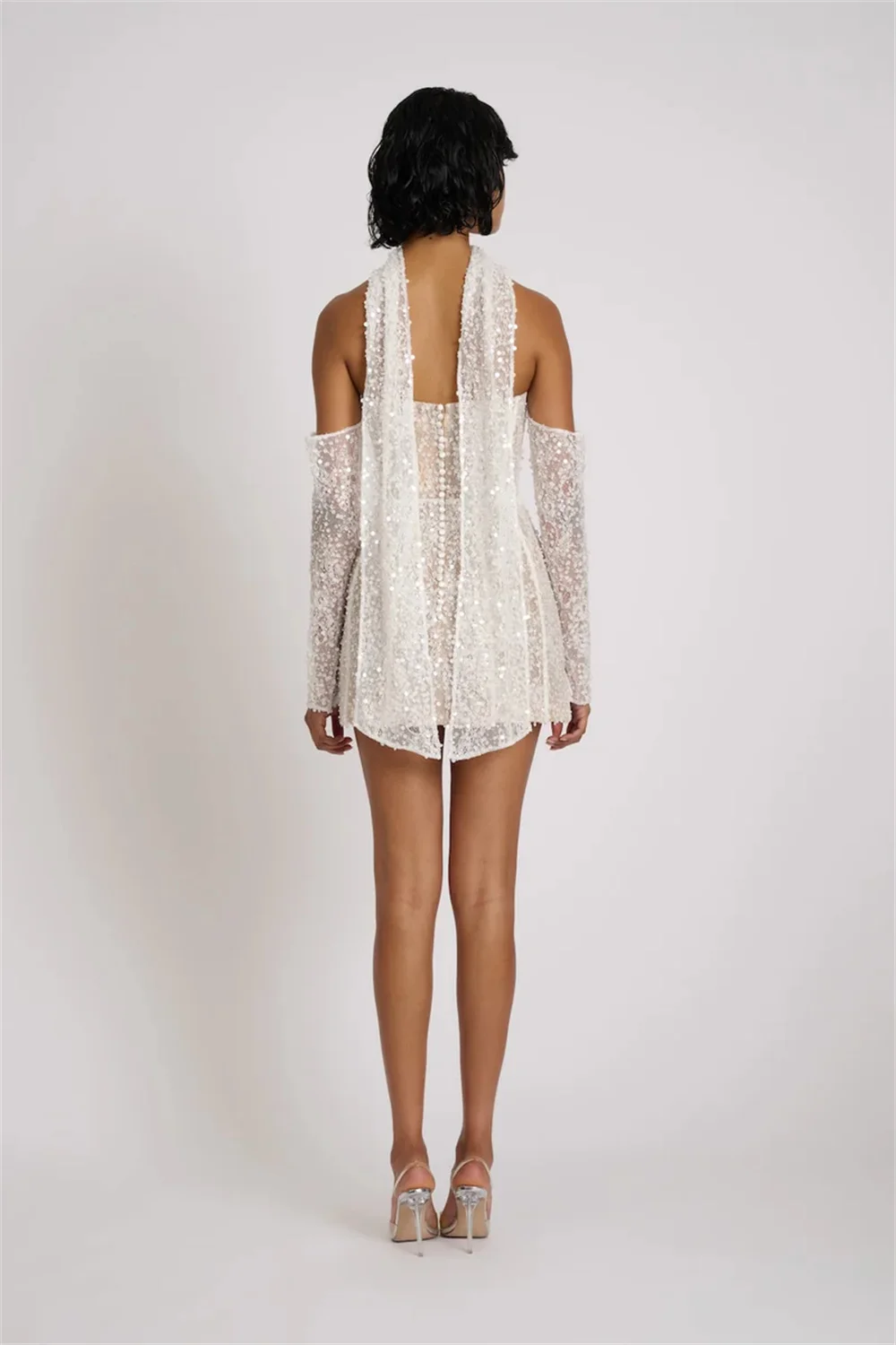 فستان ميلا مكشوف الكتفين لحفلات الزفاف الصغيرة ورقبة رسن وسحاب فساتين سهرة مخصصة مطرز بالخرز أنيقة فيستدوس دي فييستا