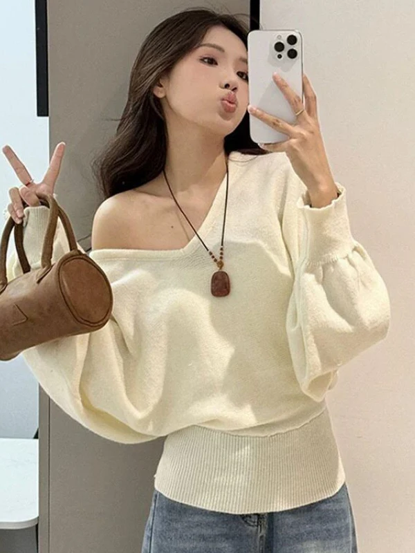 Loose Style Women's Knitted Sweater V-Neck Batwing Sleeve Slim Fit Belted Waist Control Slimming Black Spring Autumn Top