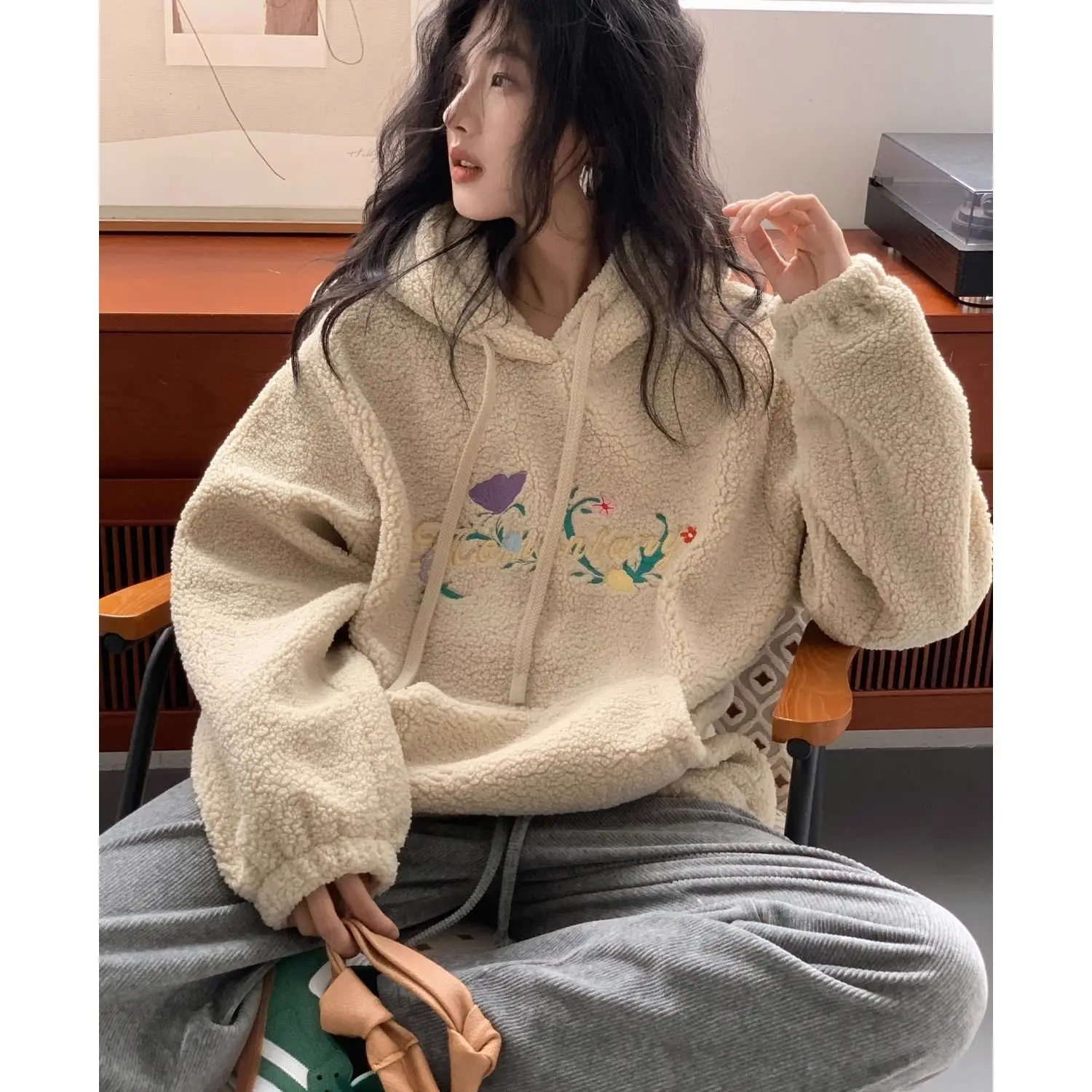 

Gagarich модная корейская толстовка из флиса абрикосового ягненка 202, женская осень-зима 2025, новый мягкий клейкий свободный топ в ленивом стиле