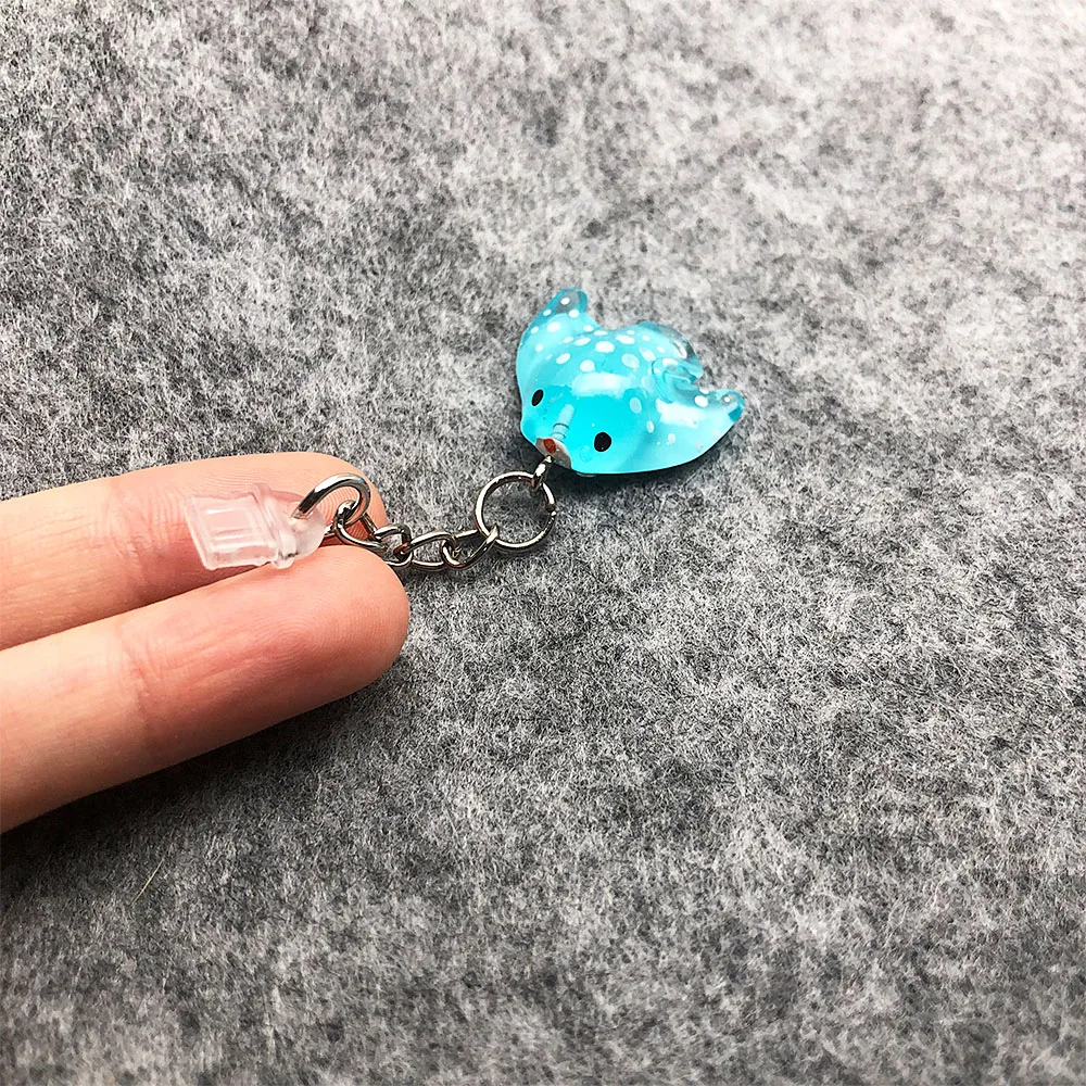 

1PC Adorable Practical Resin Stingray Sea Animal Charm Dust Plugs for Mobile Phone, Tablets, Laptops, USB-C & Lightening Port