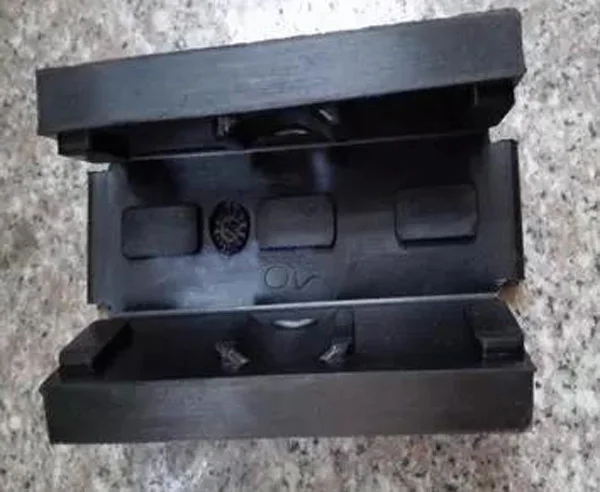 

elevator T89 T82 Main rail guide shoe rubber / rubber pad