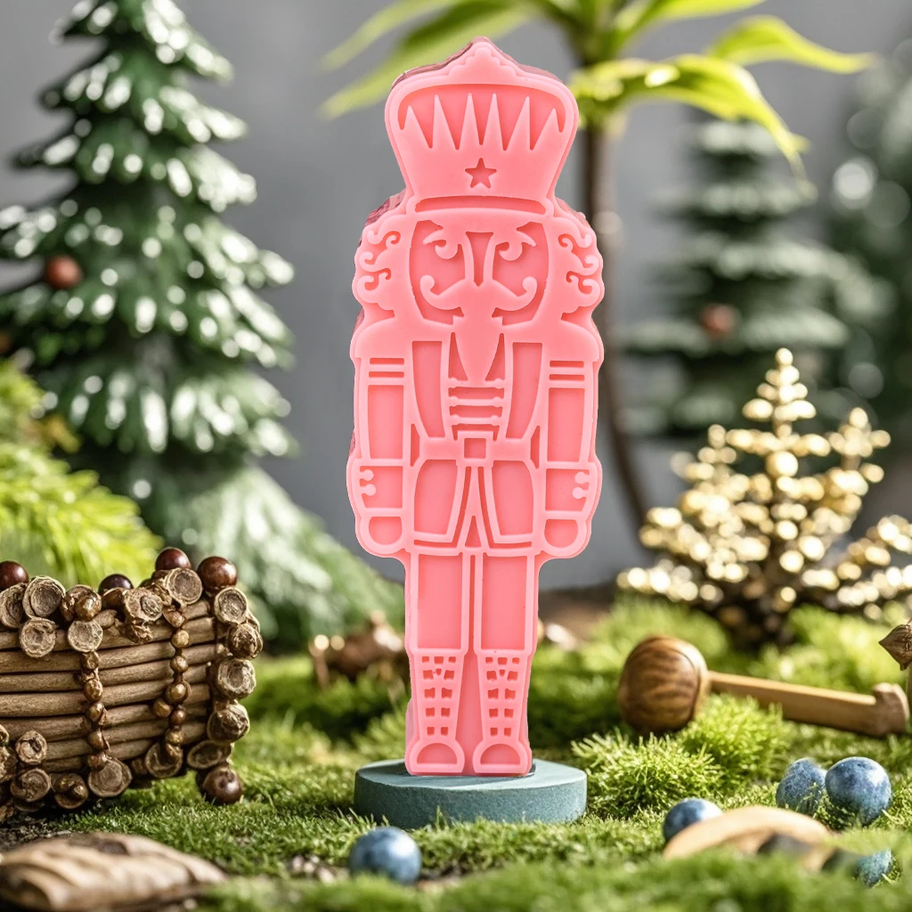 1pc Nutcracker King Soldier Ornament Advanced Silicone Nutcracker Mold, Suitable for DIY Candles, Resin Crafts, and Car Aromathe