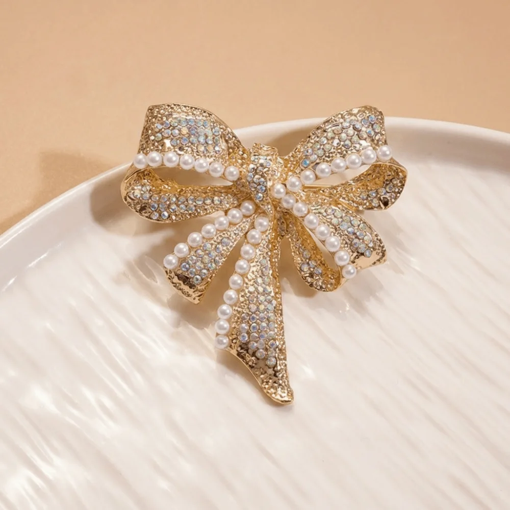 

Pearl Full of Diamonds Luxury Brooch Bowknot Fashion Accessories Rhinestone Brooch Retro Heavy Craftsmanship Suit Jacket Pin