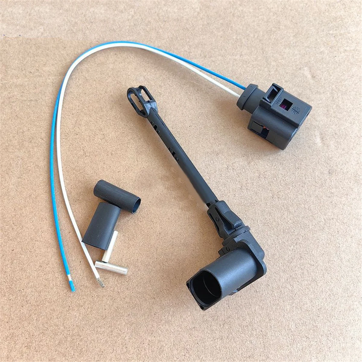 Trucks Air Cond Temperature Sensor Kit Spare Parts for Volvo Man Trucks 21396128 20520111