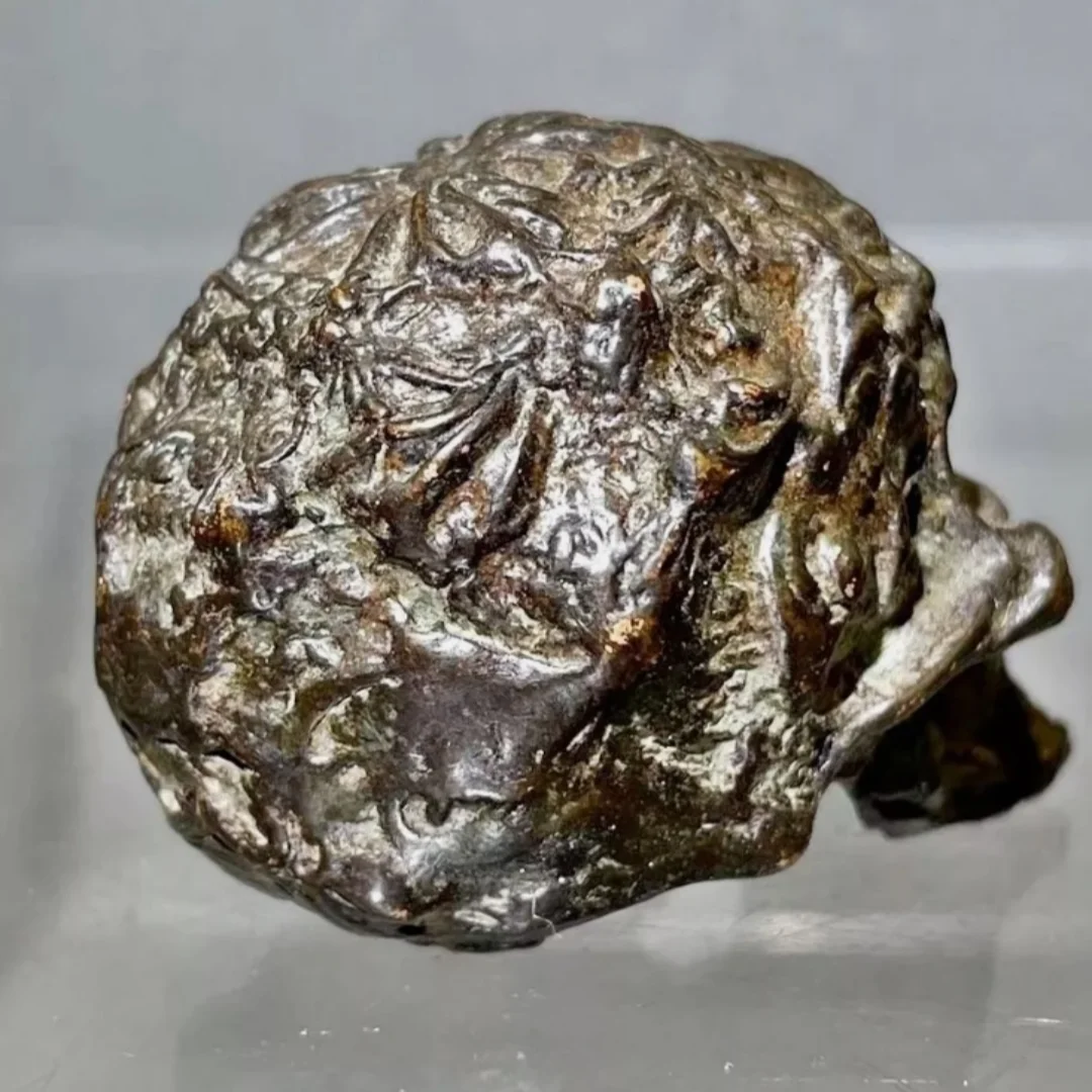 cool Chinese Tibet bronze skull figure statue table decoration