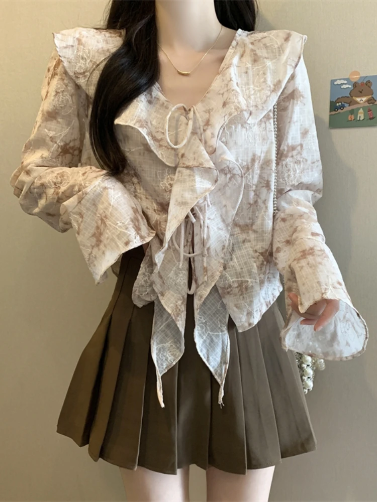 

Floral Print Bell Sleeve Shirt Women's Top Elegant Conceal Belly Loose Fit Korean Style V Neck Long Sleeve Casual Shirt