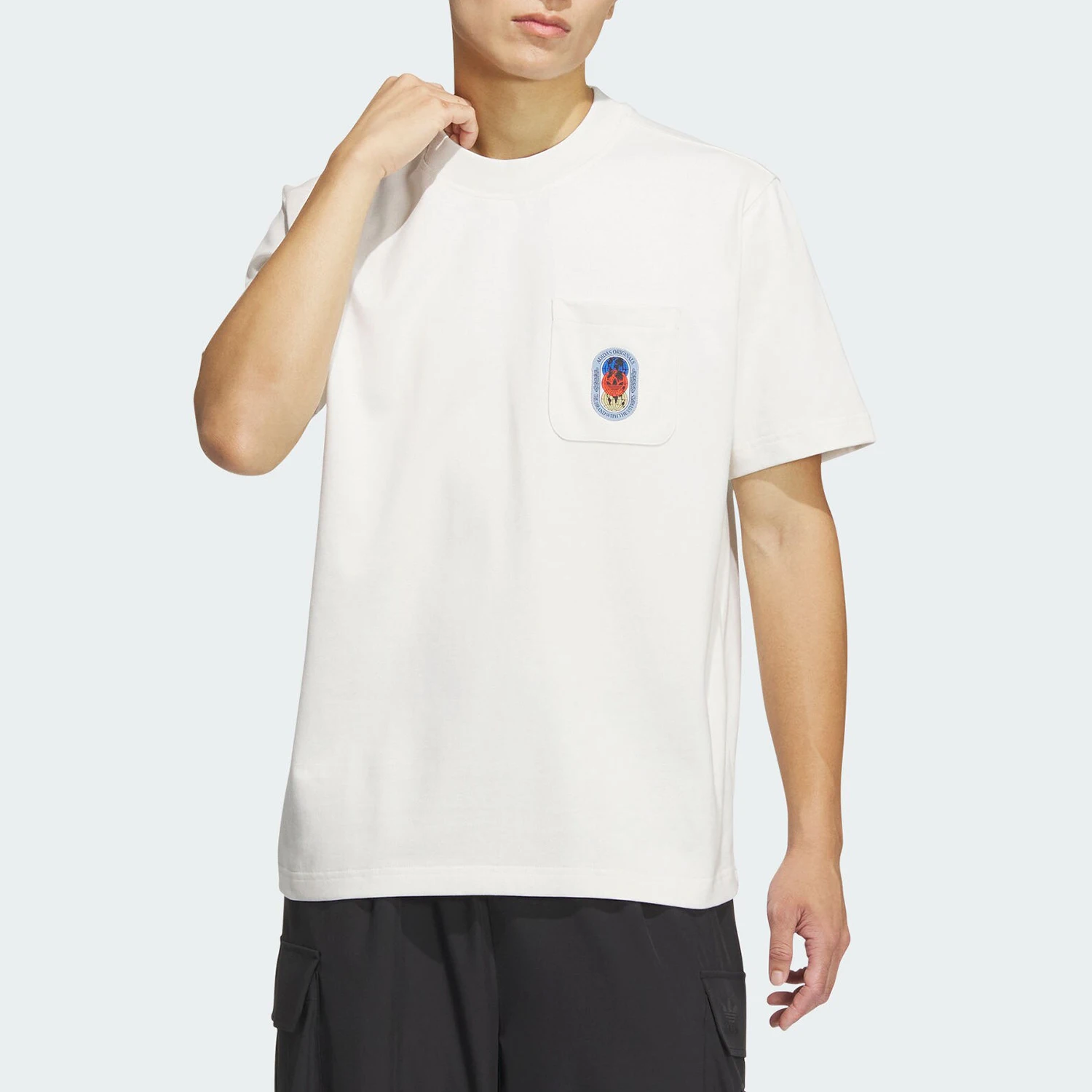 

Adidas genuine genuine Originals Men's Loose Round Neck T-Shirt JN7766