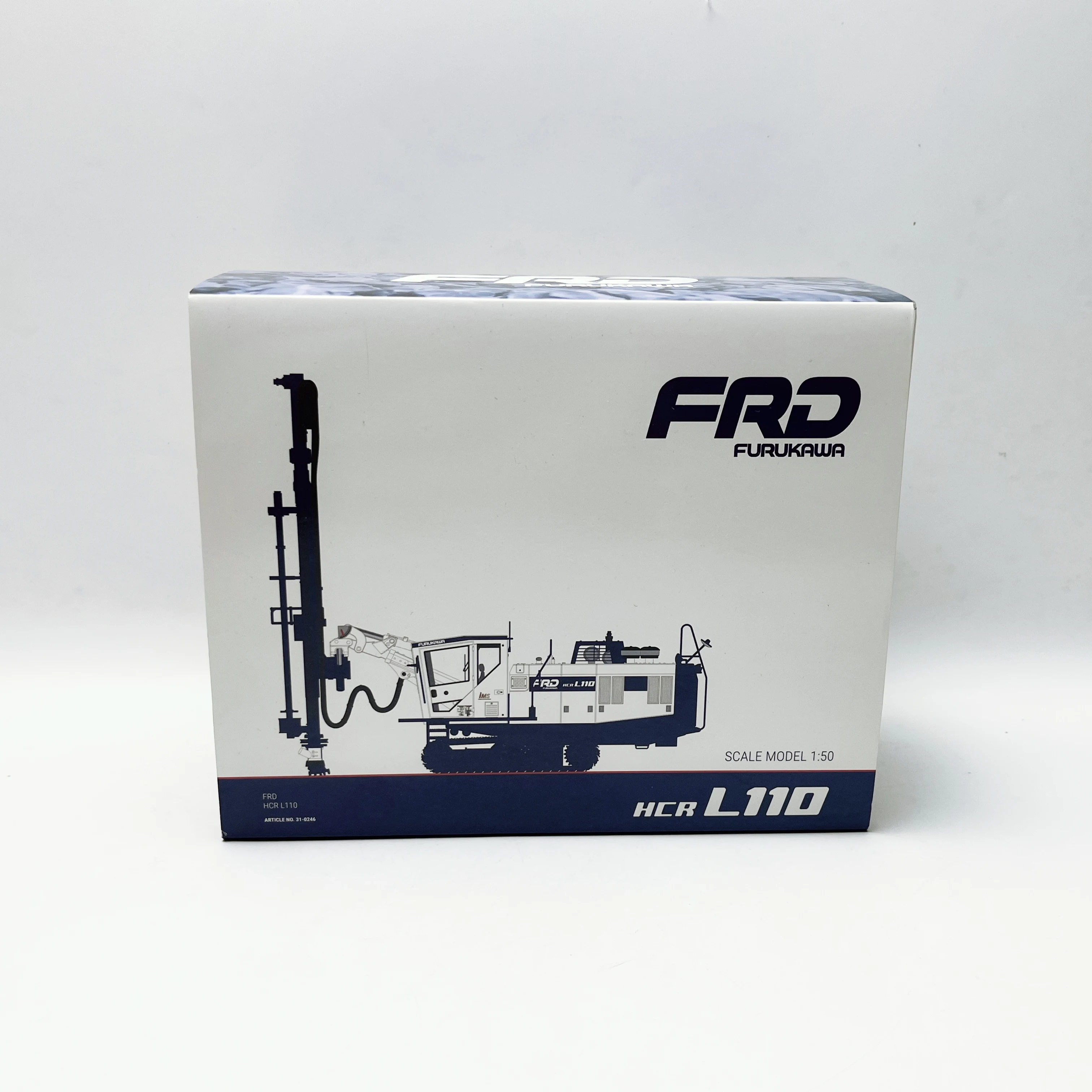 

IMC 1/50 Volvo FRD-L110 сваебойный привод, модель строительной техники из смолы