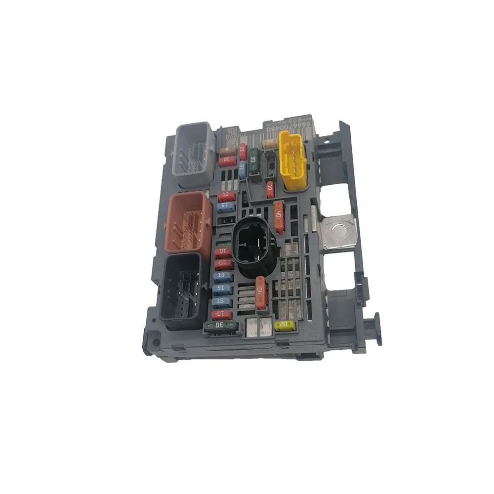 

Suitable for Peugeot 307 308 408 807 Expert Partner (B9) Citroen ENGINE FUSE BOX 6500FT 6500FR 6500KQ 9807028880 9664706280