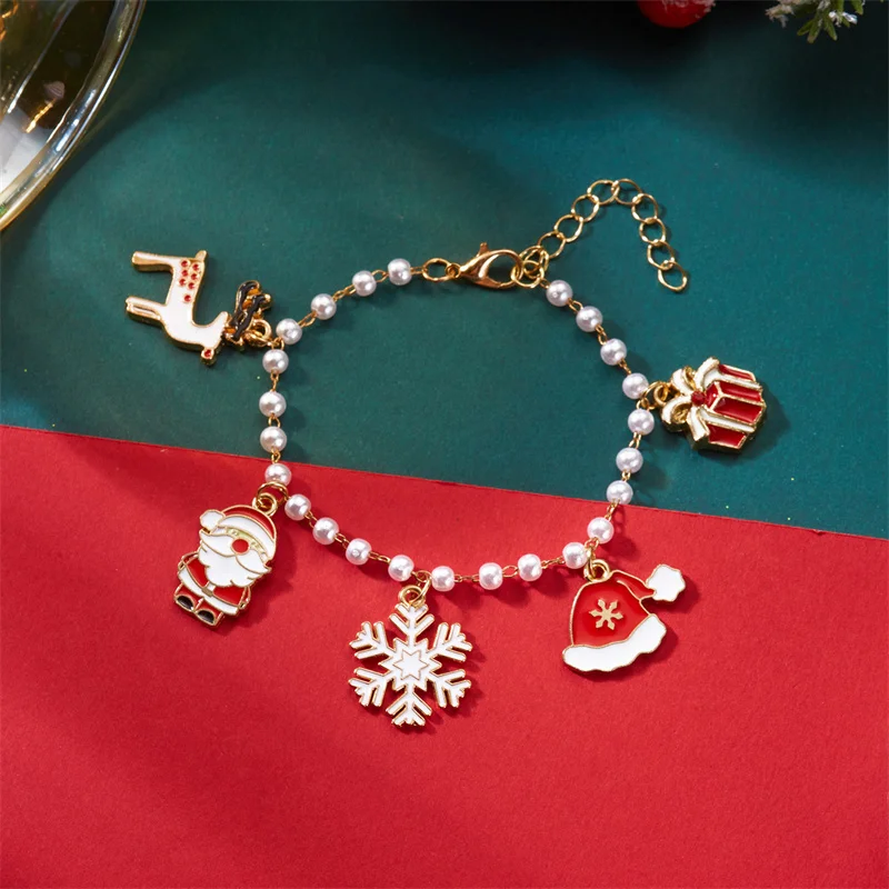 Weihnachten Santa Claus Weihnachten Baum Schneemann Anhänger Armband Für Frauen Exquisite Perle Elch Glocke Metall Kette Armbänder Partei Schmuck