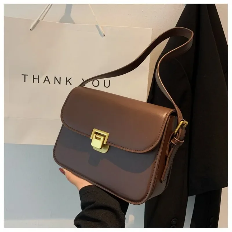 stylish-clutch-mini-casual-simple-vintage-fashionable-diaper-bag-for-women-crossbody-handbag-luxury-with-chic-simplicity