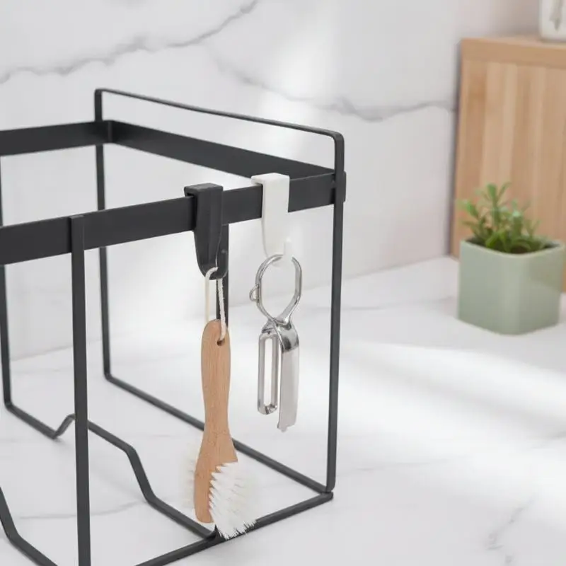 10Pcs No Drilling Hanging Plastic Storage Rack Hooks Clip On Organizer Hooks for Kitchen Utility Room Garage