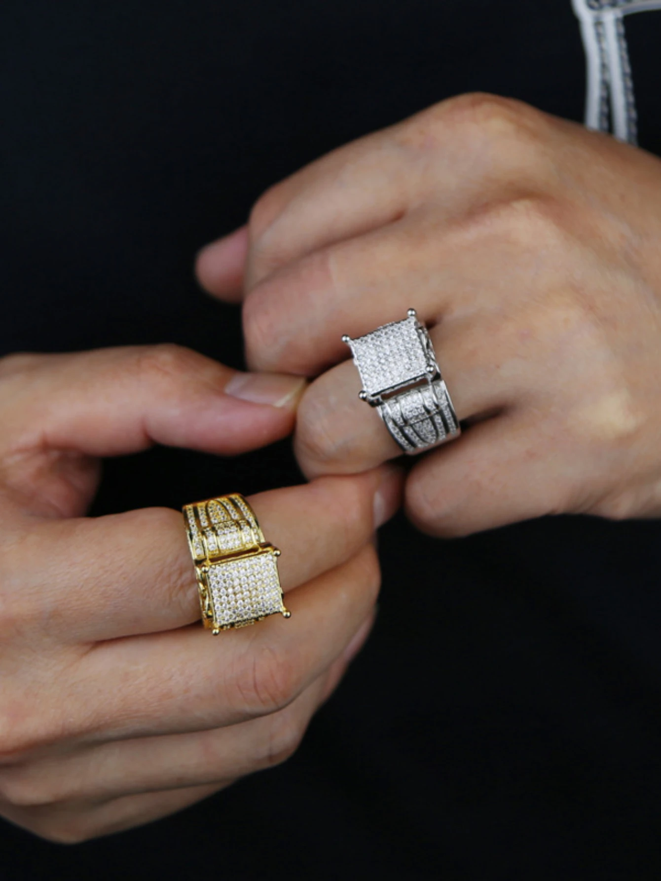 تألق الهيب هوب مجوهرات 18K الذهب الأصفر معبأ تمهيد عالية الكربون الماس مويسانيتي الفاخرة حفلة الخلود النساء خاتم الزواج