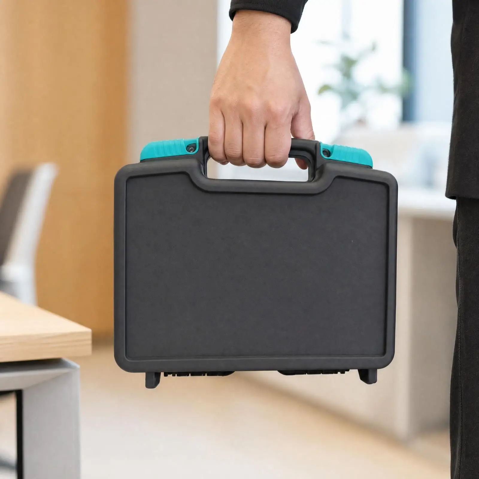 Rectangular Storage Case with Side Latches Portable PP Plastic Tool Case with Folding Handle for Equipment Organization