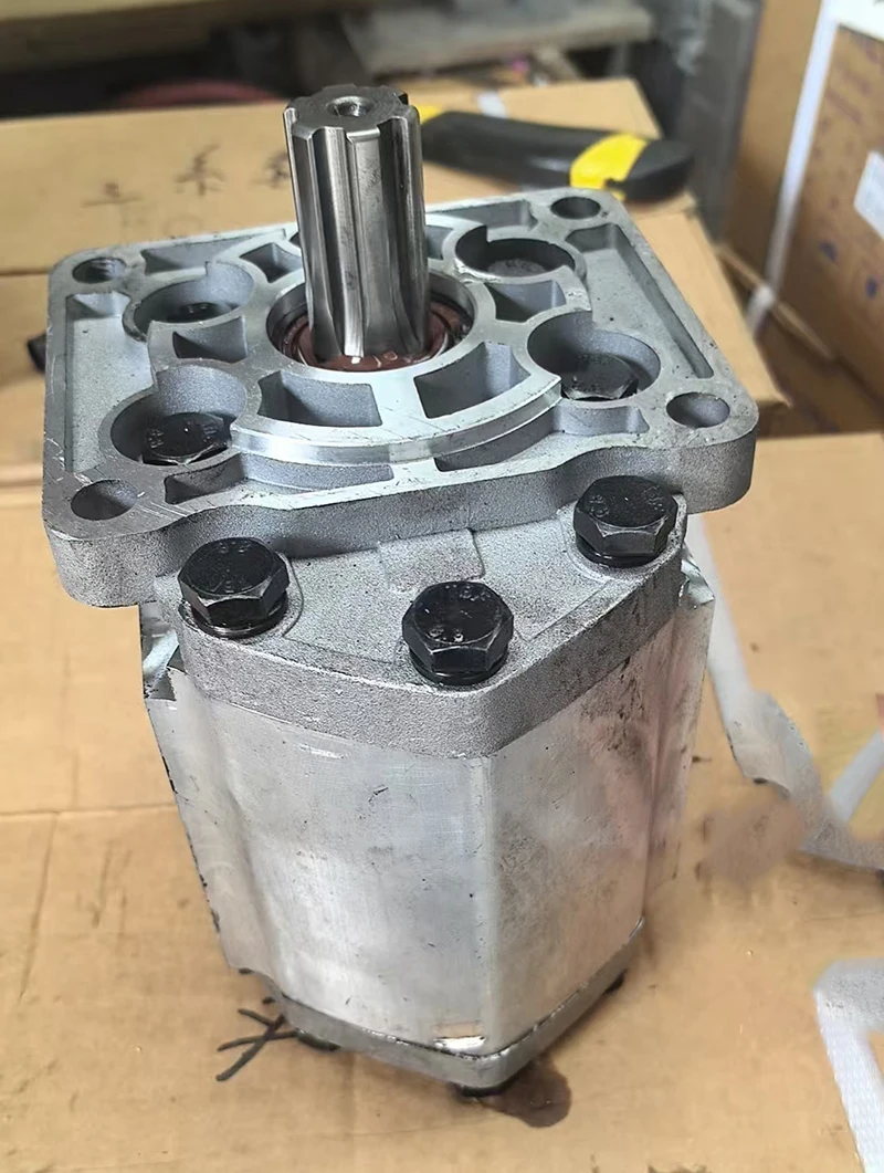 Hydraulic Gear Pump CNT-F532/550/563/580