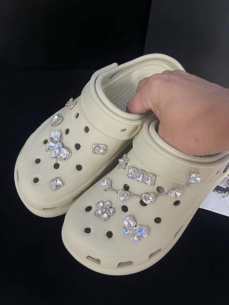 Ensemble de breloques de chaussures de luxe, 10 pièces, accessoires, trou, boucle de chaussure, diamant scintillant, papillon, chaîne en métal, décorations de chaussures à faire soi-même