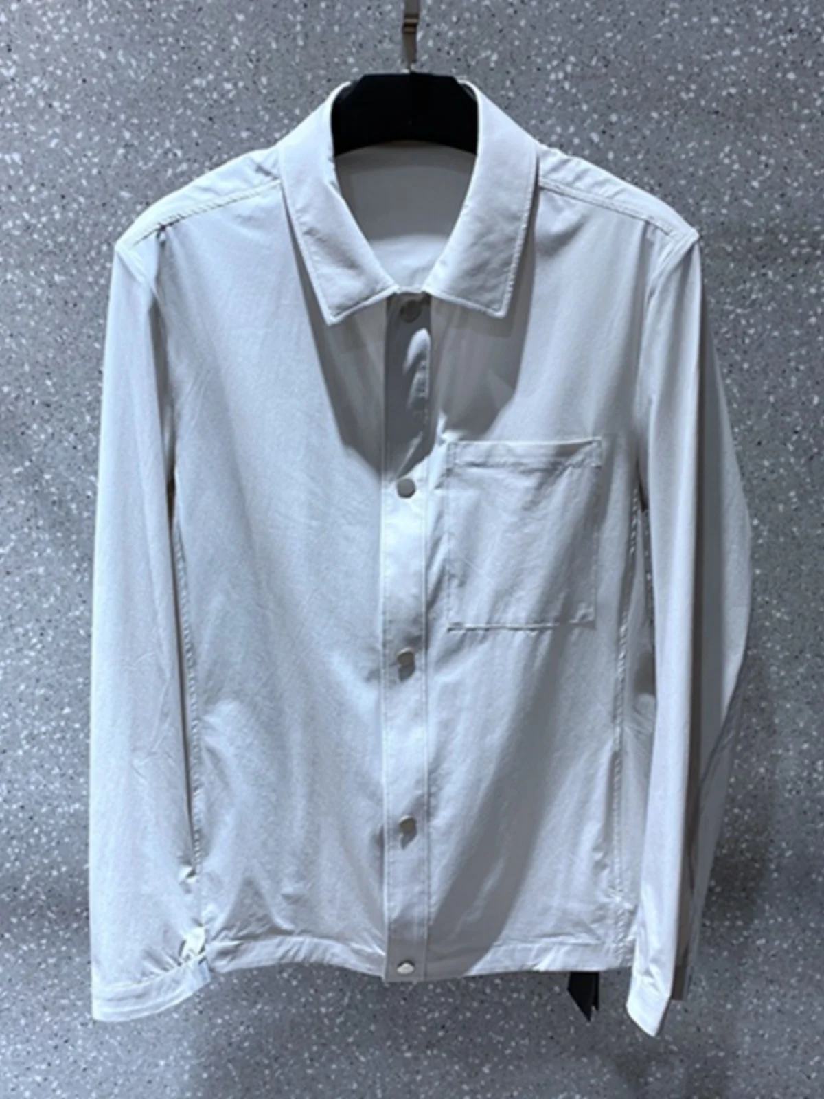 

Spring Summer Ultra-Thin Single-Button Men's Jaet Lightweight Breathable Elastic Fabric Versatile Collared Outerwear