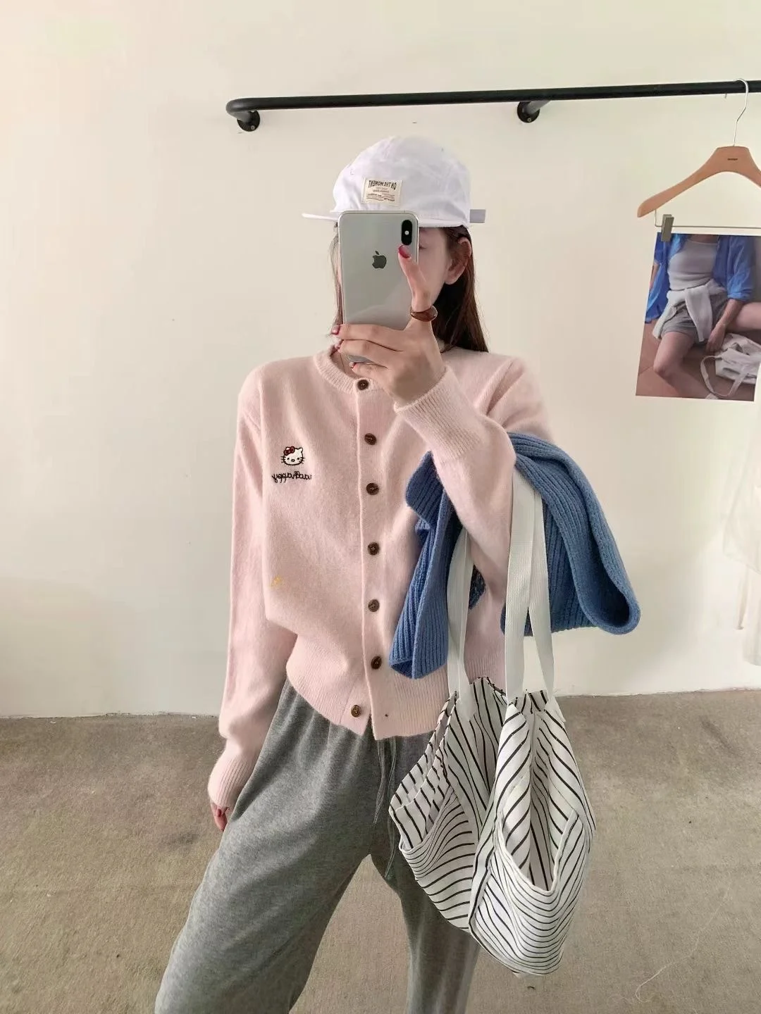 한국 스타일 슈퍼 소프트 니트 고양이 자수 오픈 가디건 라운드 넥 따뜻한 패셔너블한 초가을 신상 여성 상의