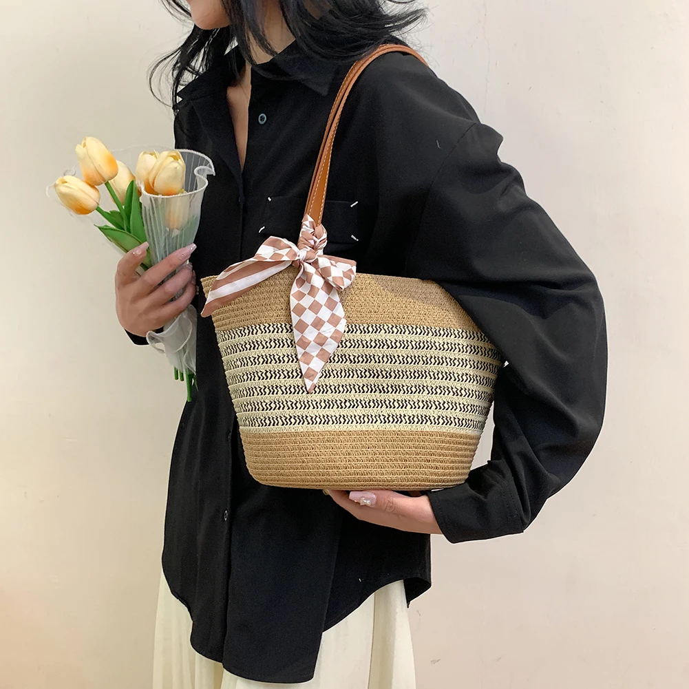 

Women Straw Tote Handbag Large Capacity Vintage Shoulder Bag Zipper Closure Retro Straw Handbag Ladies Summer Daily Bag