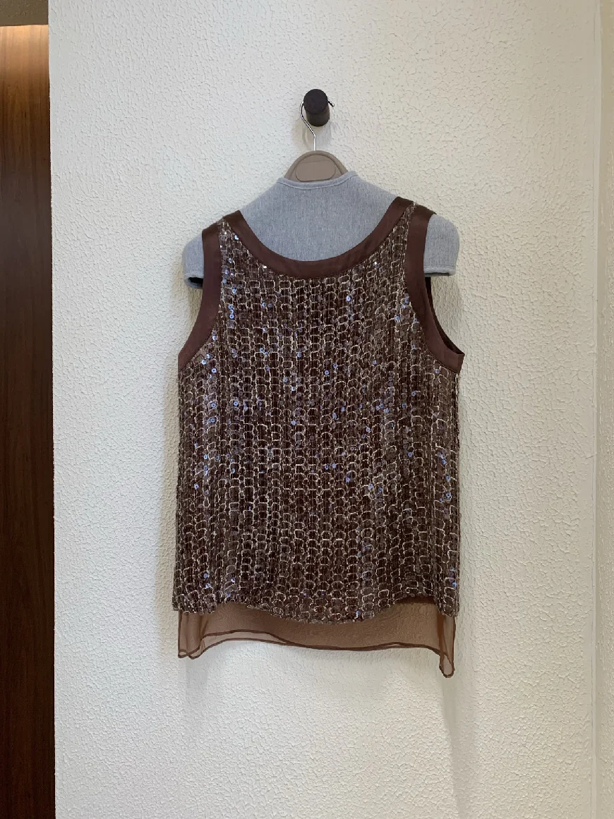 Women's Summer Sleeveless Sequined Knit Top with Cut-Outs
