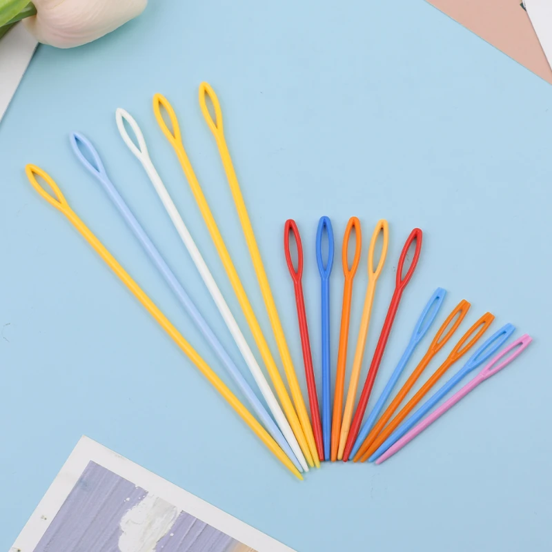 200Pcs Plastic Knitting Needles Mixed Color Crochet Hooks Wool Yarn Needle Children DIY Sweater Weaving Tools Accessory