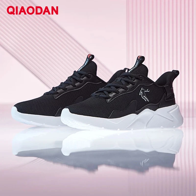 

QIAODAN Breathable Woman Running Shoes 2025 Fashionable Lightweight Shock-Absorbant Soft Sole Non Slip Sneakers XM36200213