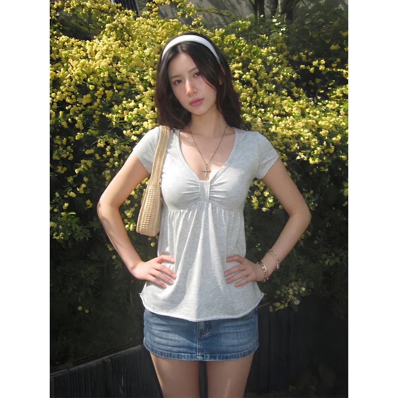 Cafe Au Lait V-Neck Pleated Doll Shirt Women's Summer Loose Slimming Street Style Short Sleeve T-Shirt Inner Wear Top