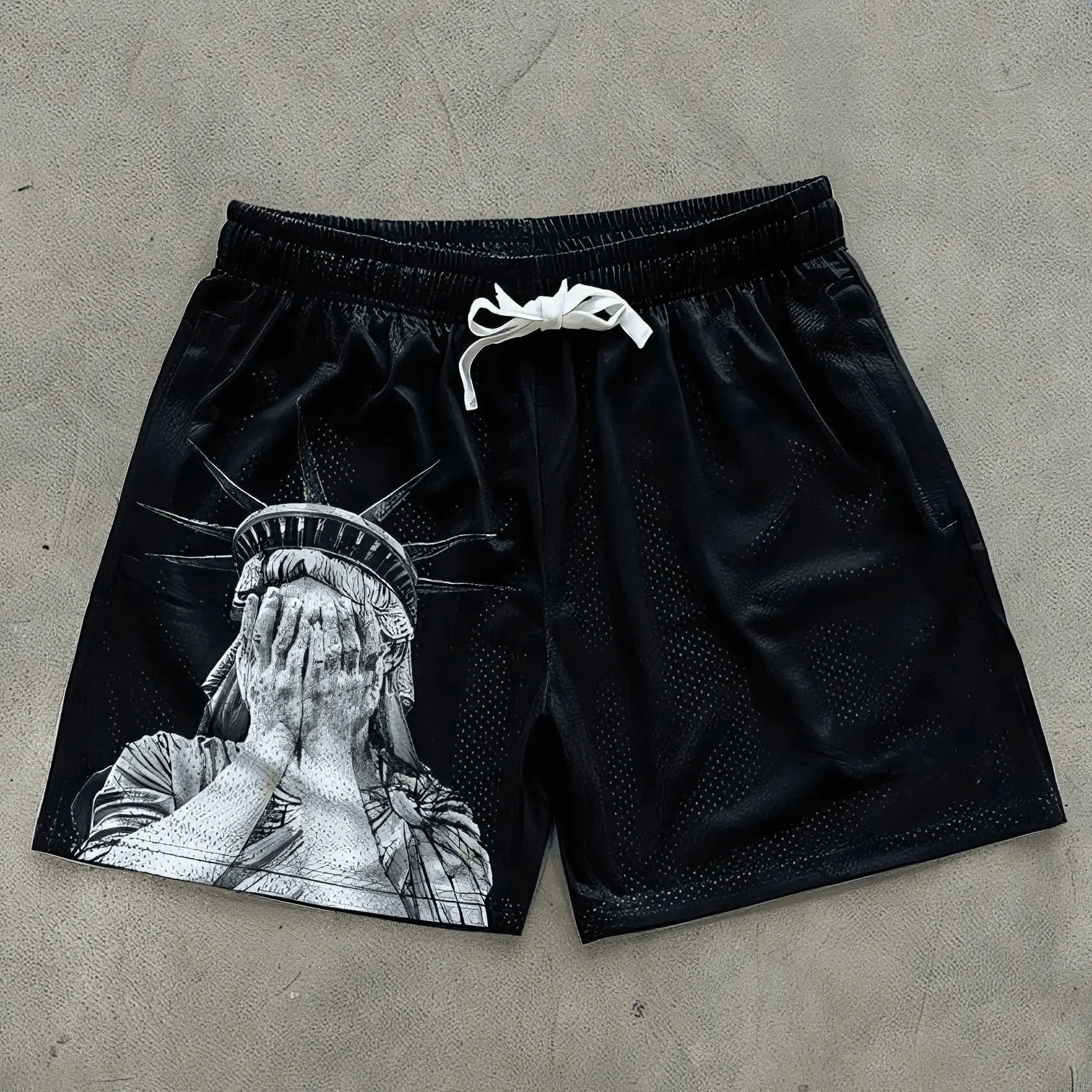 Latest American Retro Mesh Shorts with Personalized Full Print Street Style, Versatile Sports and Casual Breathable Pants