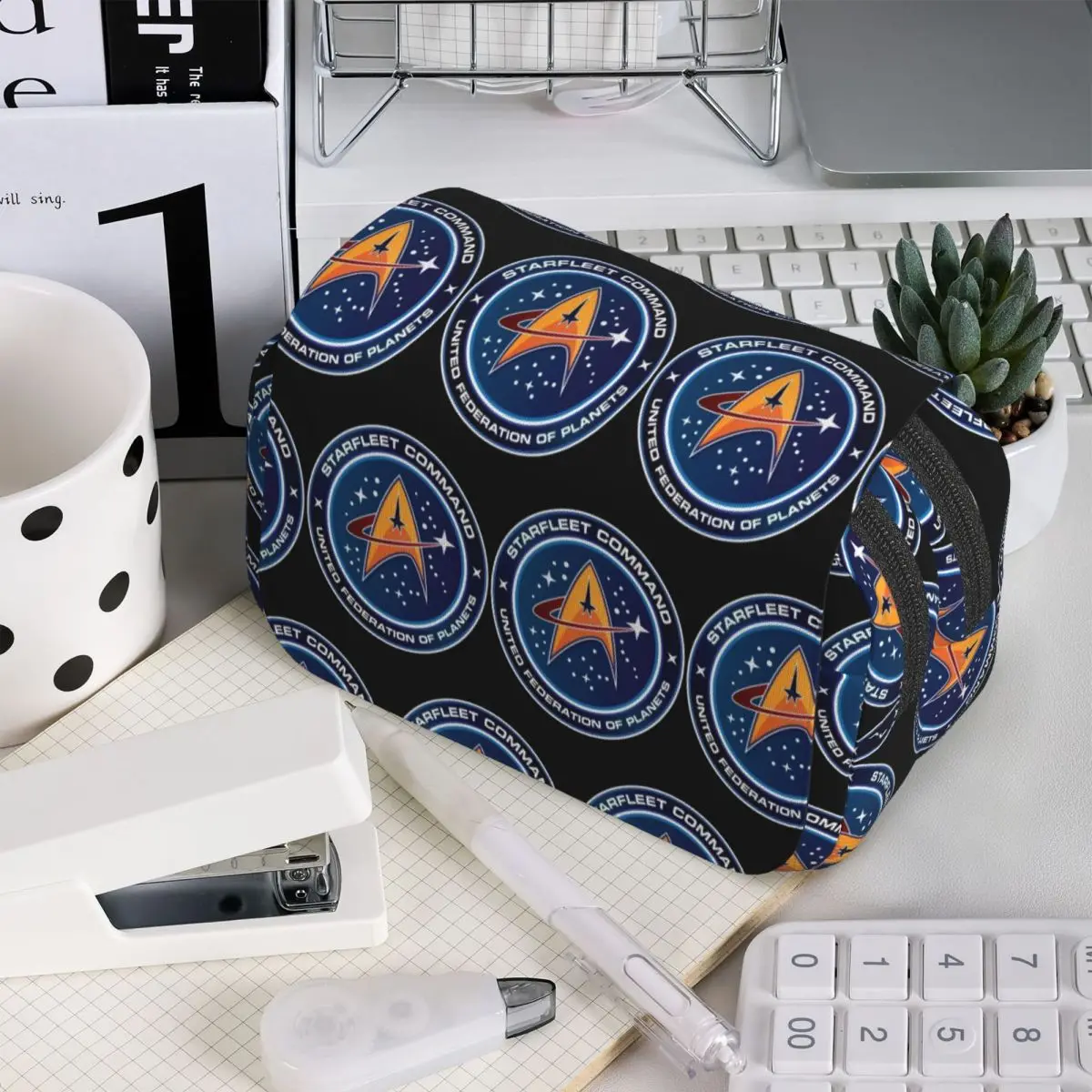 

Пенал Starfleet Commend от Stars Treks для школьников, школьный пенал-коробка, сумка для канцелярских принадлежностей, органайзер для ручек