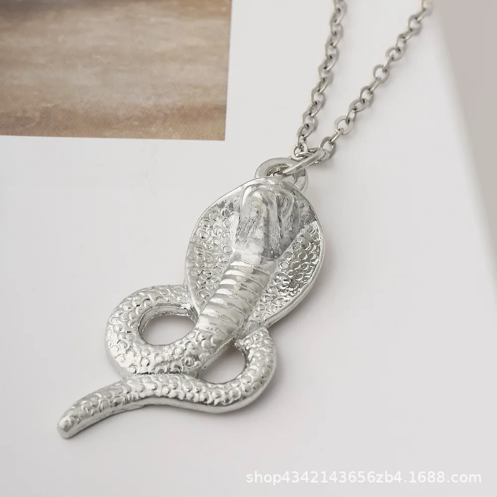 

European and American necklaces, hip-hop necklaces, cobra pendants, men's hip-hop necklaces