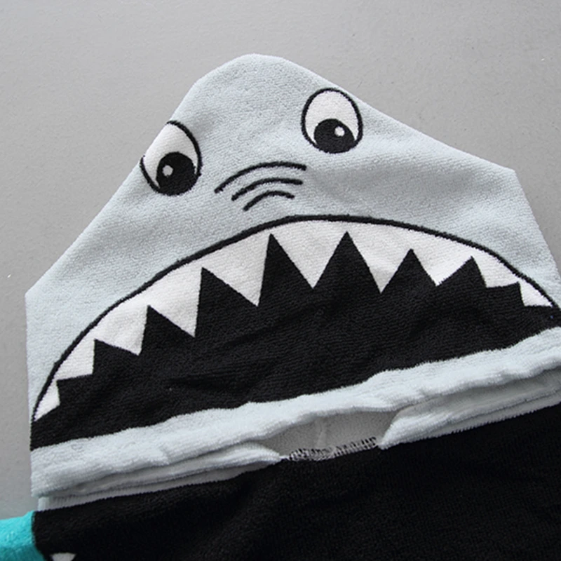 Kids Hooded Bathrobe Soft Absorbent Bath Towel Robe for Boys Girl Shark Design Spa Pool Beach Swimming Bathing Shower Loungewear