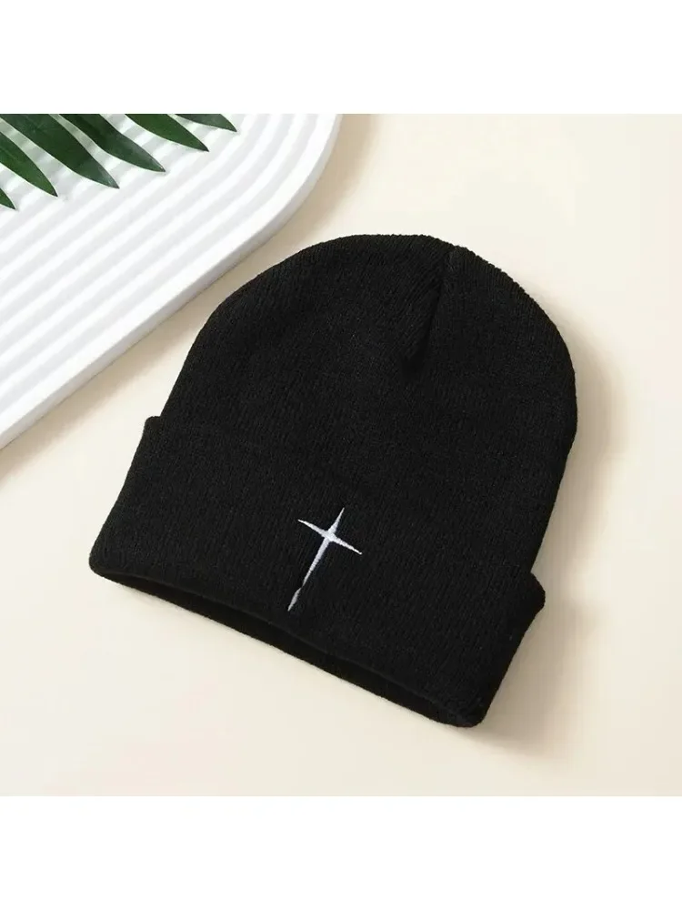 Zimowa nowa czapka beanie dla mężczyzn i kobiet, modna haftowana czapka dziergana, styl uliczny, czapka hip-hopowa, ciepła czapka narciarska na zewnątrz
