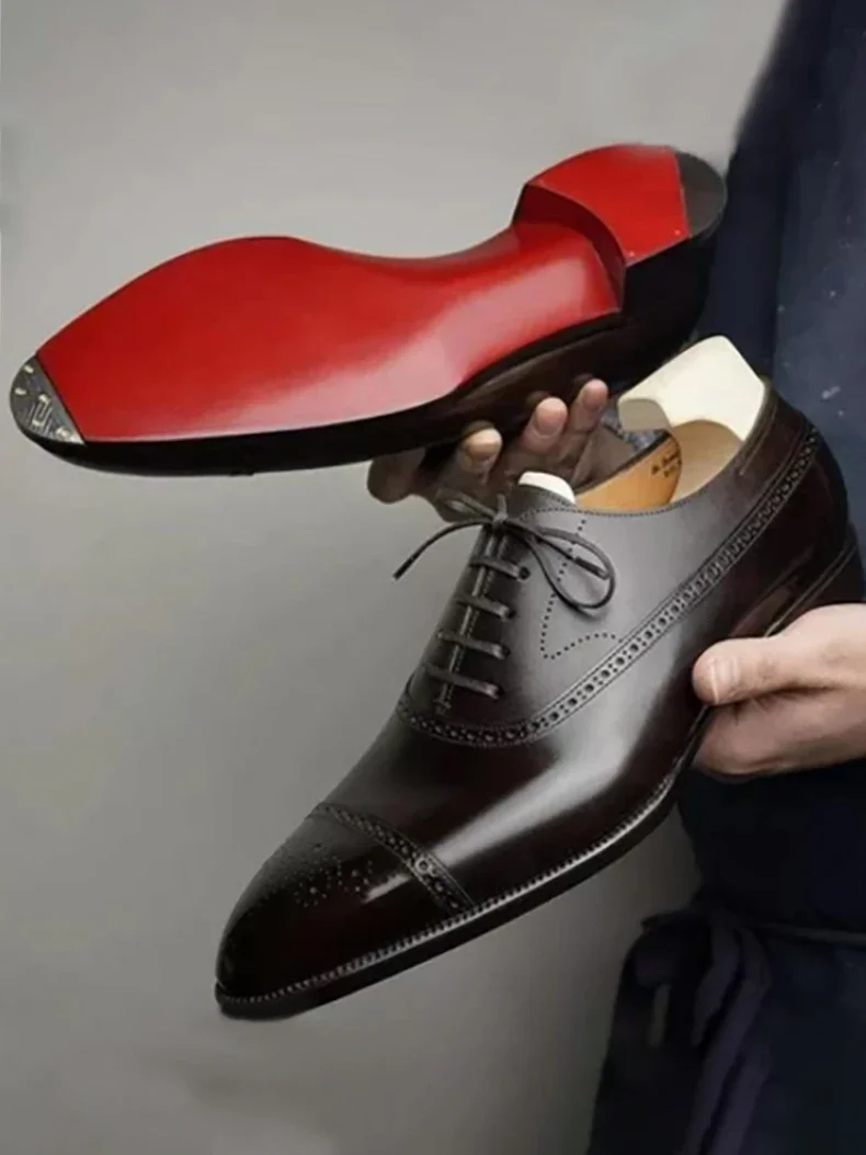 Men's Formal Shoes Man Red Sole Fashion Business Casual Party Banquet Daily Retro Carved Brogue Dress Wedding Shoes for Men
