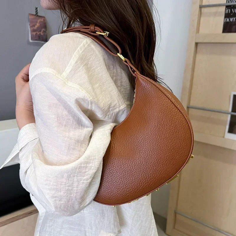 Bolsa francesa feminina semi-circular crescente ombro único axila saco elegante deslocamento nicho carta crossbody bolsa